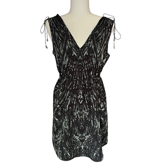 Haute Hippie Follow Me Mini Dress Green Feather Sleeveless V Neck Womens Small - Picture 1 of 10